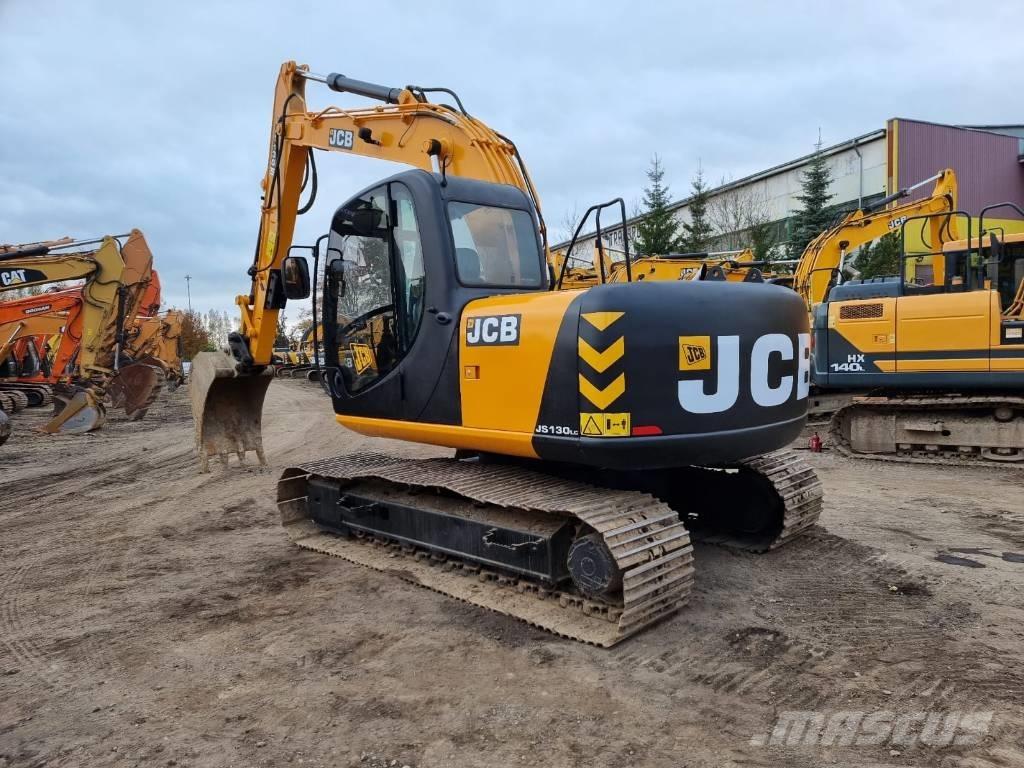 JCB JS 130 LC Pelle sur chenilles