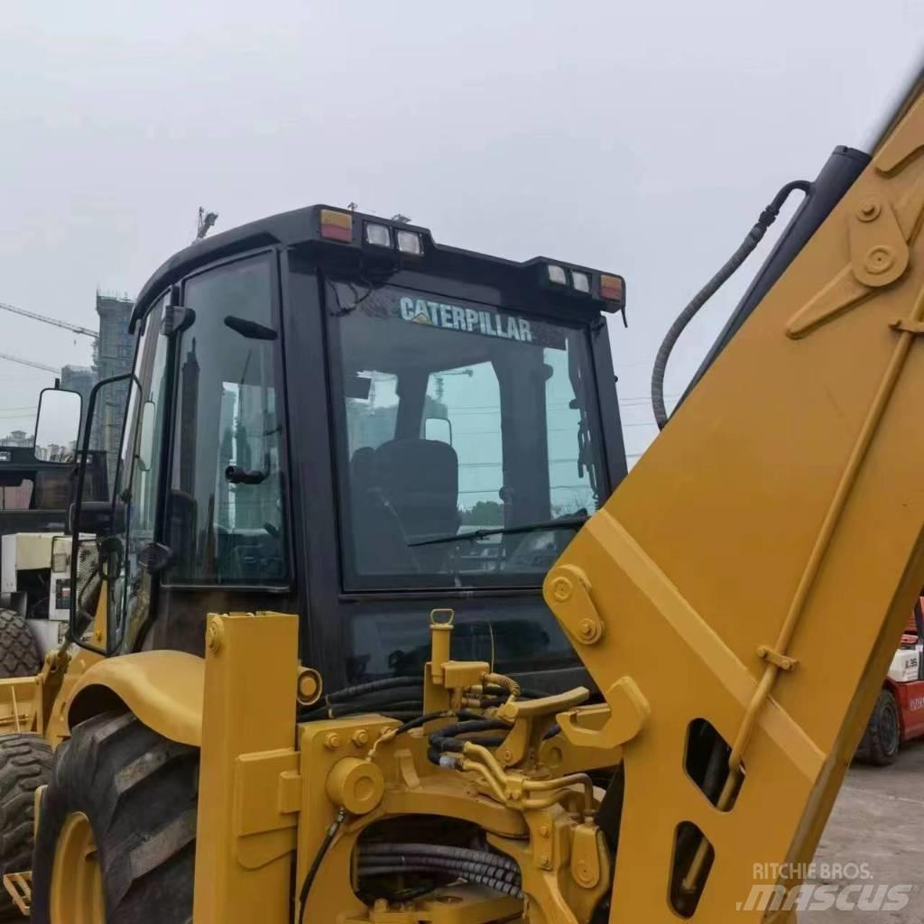 CAT 420 F Tractopelle