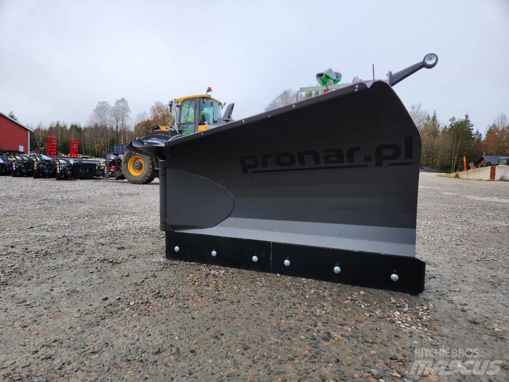 Pronar PUV 3300 M Chasse neige