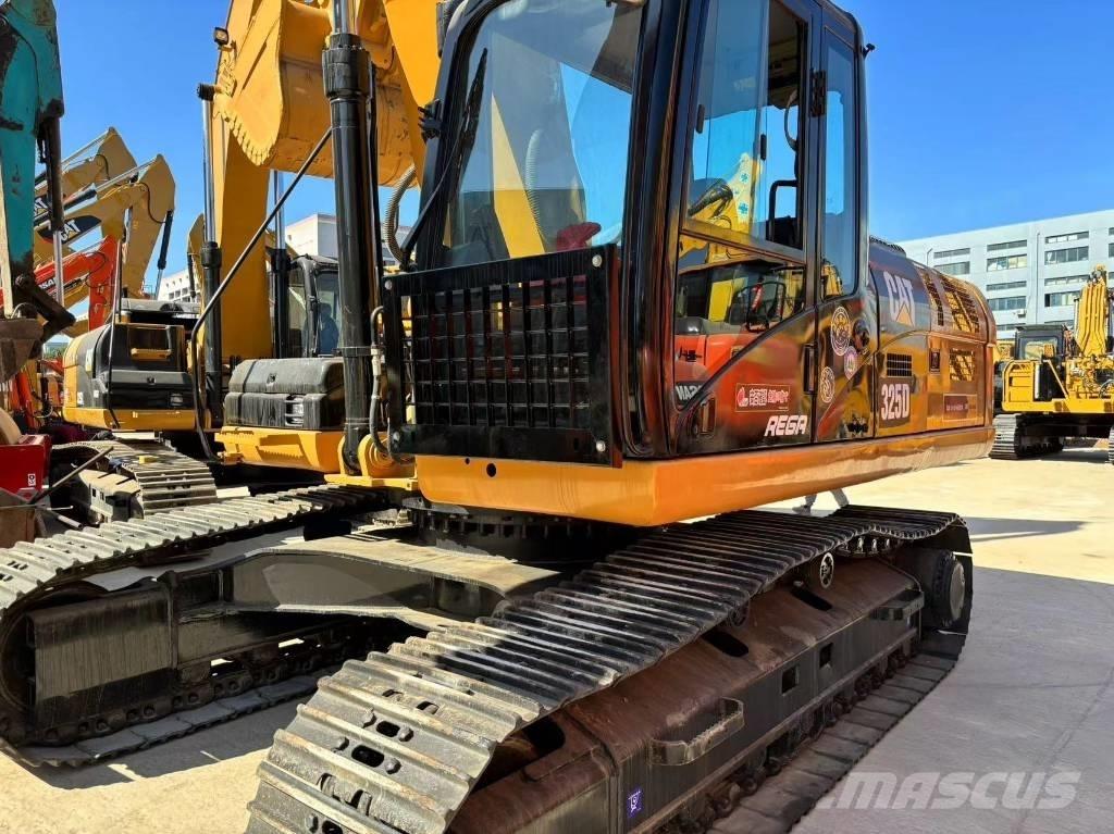 CAT 325 D Pelle sur chenilles