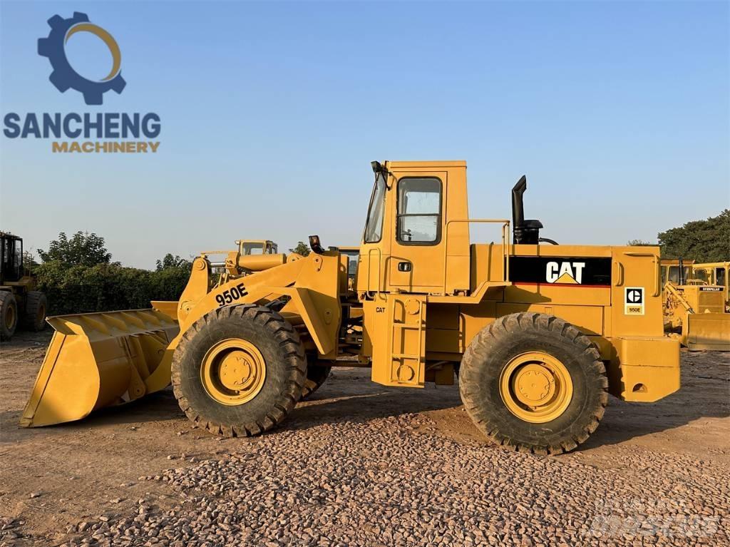 CAT 950 E Chargeuse sur pneus
