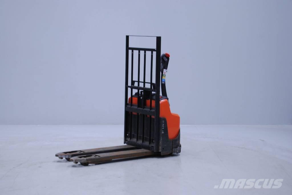 Toyota LWI160 Transpalette accompagnant