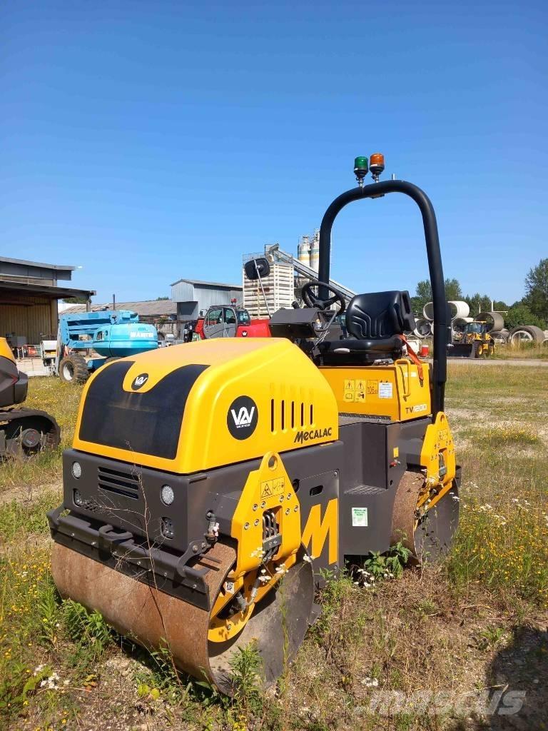 Mecalac TV1200 Compacteurs