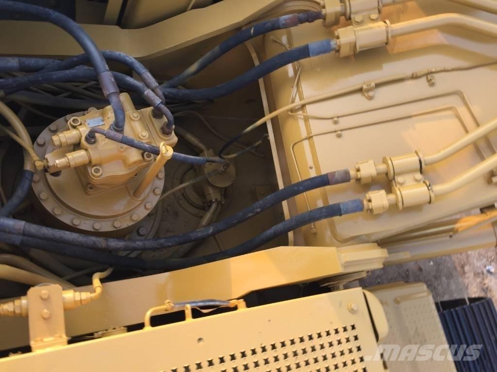 CAT 330 B Pelle sur chenilles