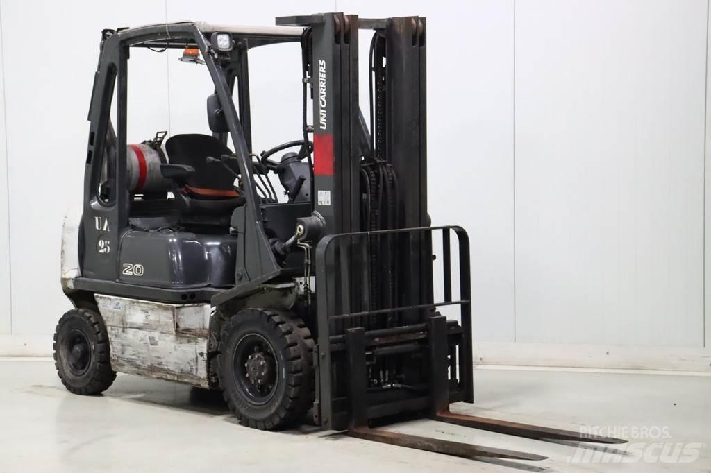 Nissan U1D2A20LQ Chariots GPL