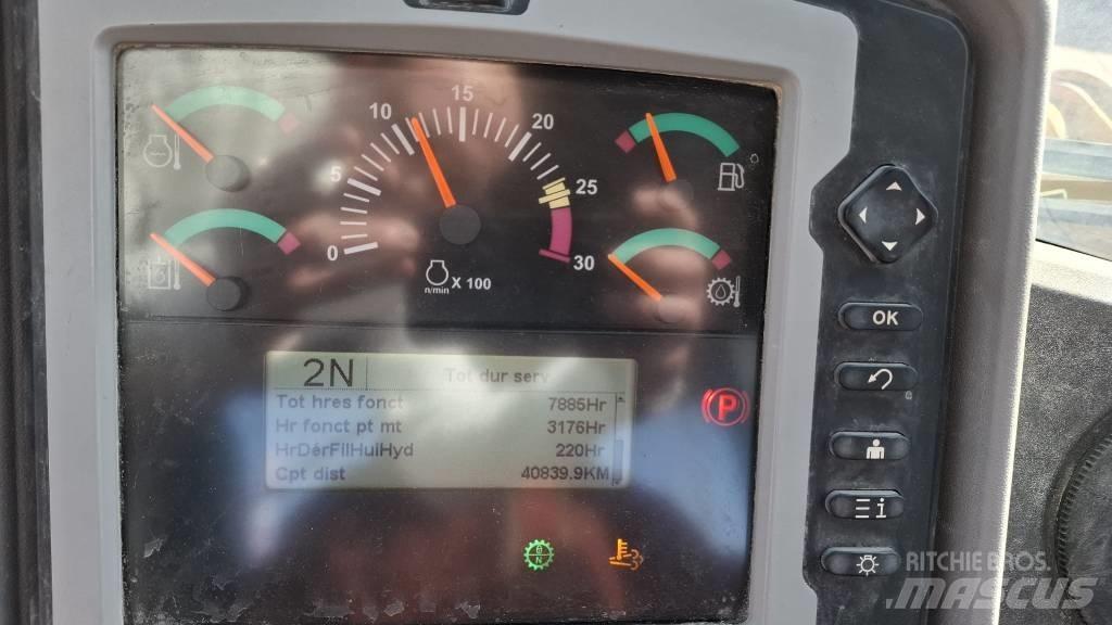 CAT 966K Chargeuse sur pneus