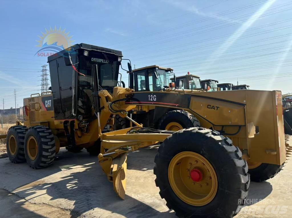 CAT 12G Niveleuse