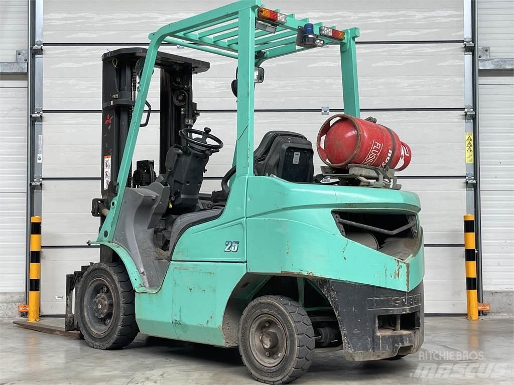 Mitsubishi FG25T Chariots GPL
