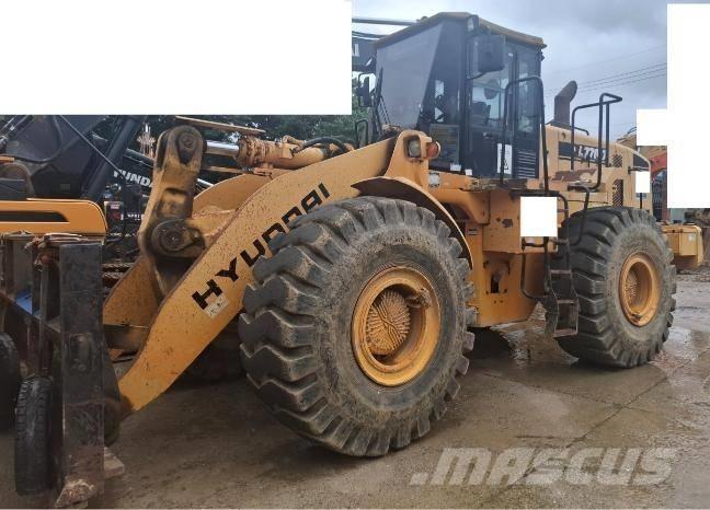 Hyundai HL 770 Chargeuse sur pneus
