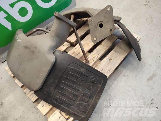 Atlas AR 65 fender Cabine