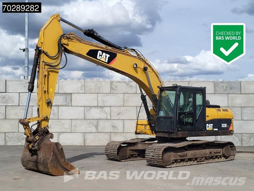 CAT 323 D L Pelle sur chenilles