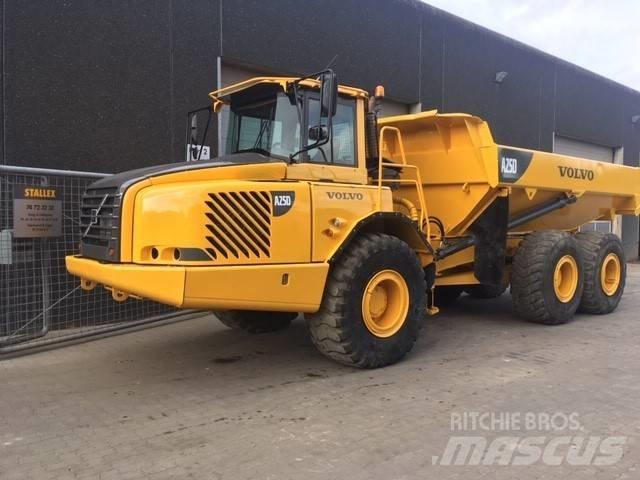 Volvo A25D Tombereau articulé