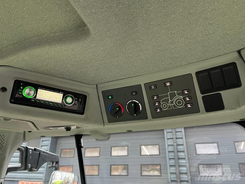 CLAAS Arion 620 CIS Tracteur