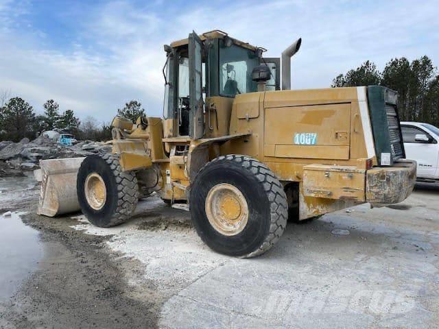 Kawasaki 70 Z V Chargeuse sur pneus