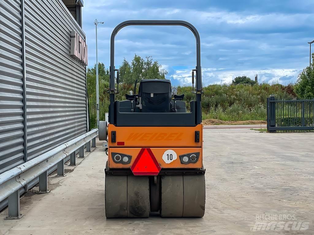 Bomag BW 138 AC-5 Rouleaux monocylindre
