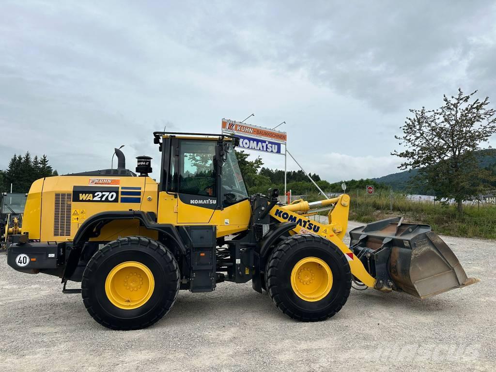 Komatsu WA 270-8 Chargeuse sur pneus