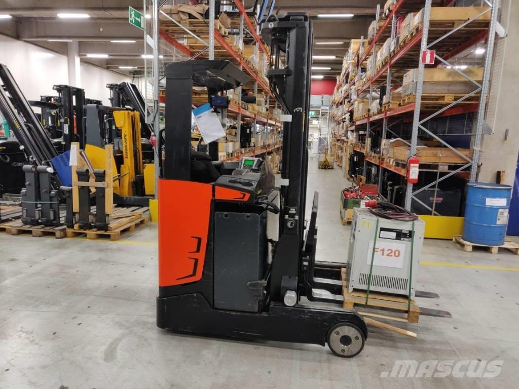 Rocla HS 16 F 5900 Chariot à mât rétractable