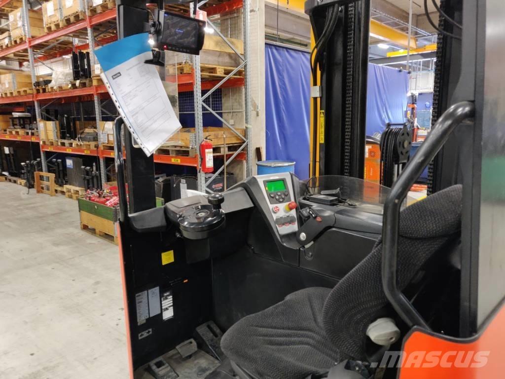 Rocla HS 16 F 5900 Chariot à mât rétractable