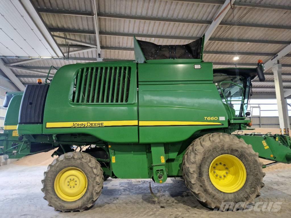John Deere T 660 Moissonneuse batteuse
