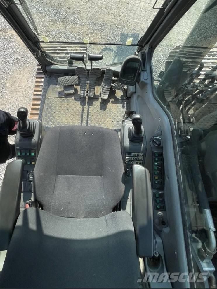 Volvo EC 180 B LC Pelle sur chenilles