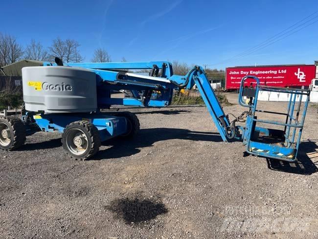 Genie Z 45/25 J Nacelles articulées