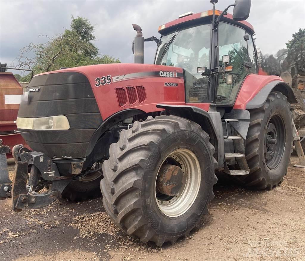 Case IH Magnum 335 Tracteur