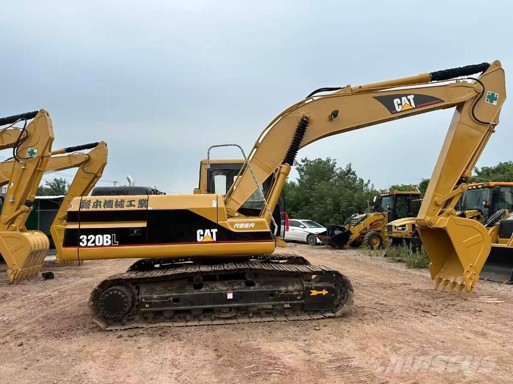 CAT 320 B L Pelle sur chenilles