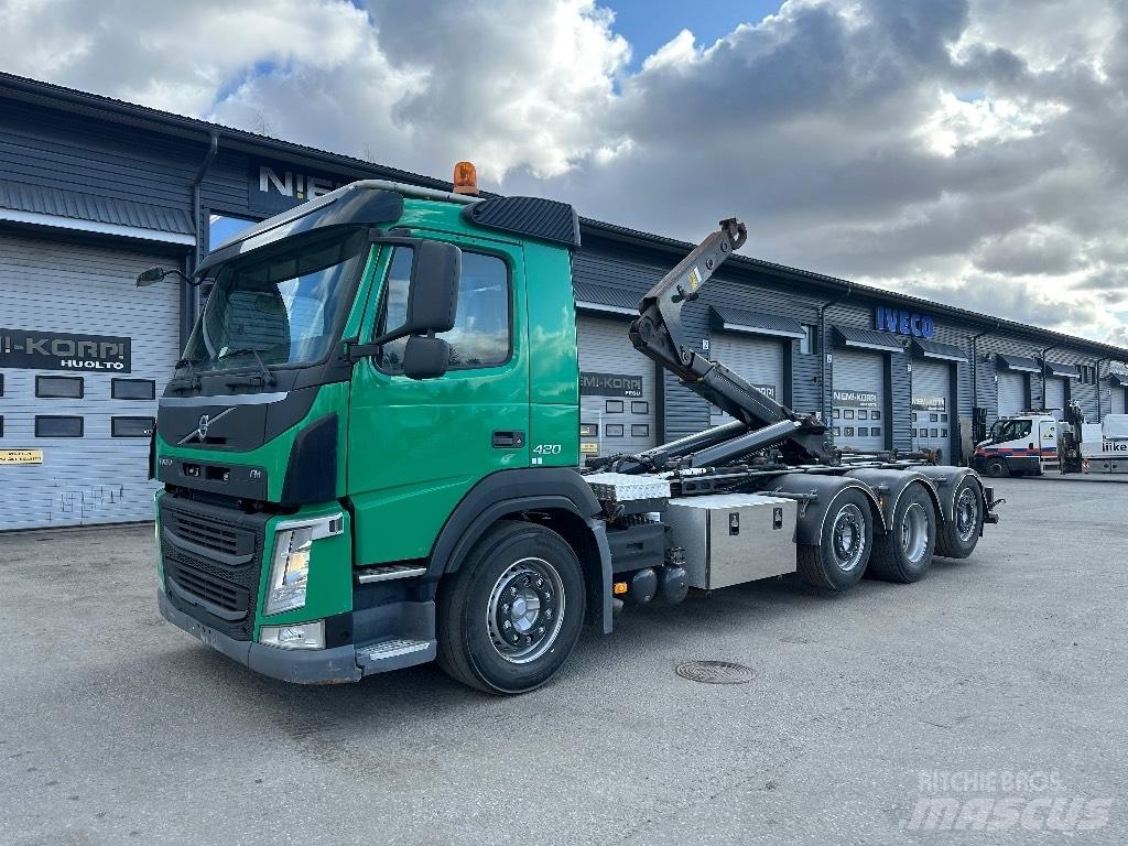 Volvo FM 420 8x2/4 Camion ampliroll