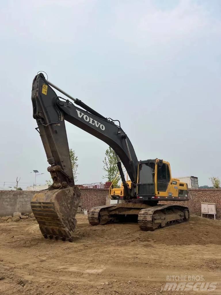 Volvo EC 290 B LC Pelle sur chenilles