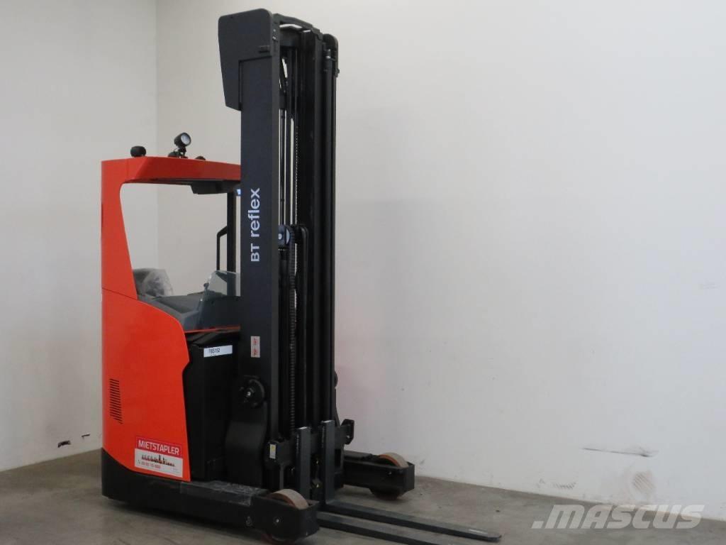 BT RR E 140 H Chariot à mât rétractable