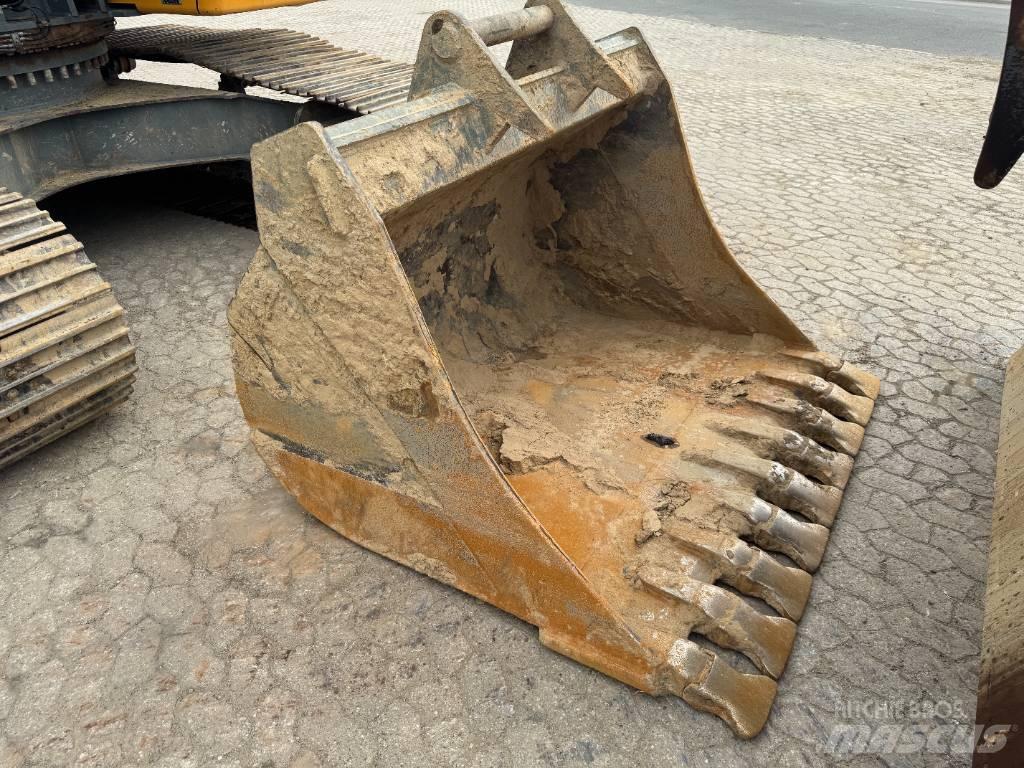 Liebherr R 926 LC Pelle sur chenilles