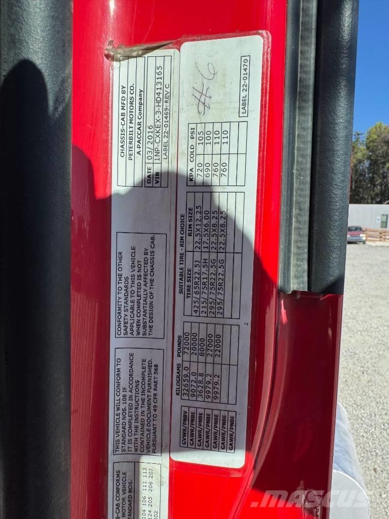 Peterbilt 567 Camion benne