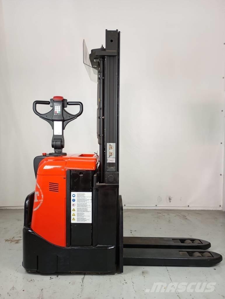 BT SPE 125 Gerbeurs Automoteurs