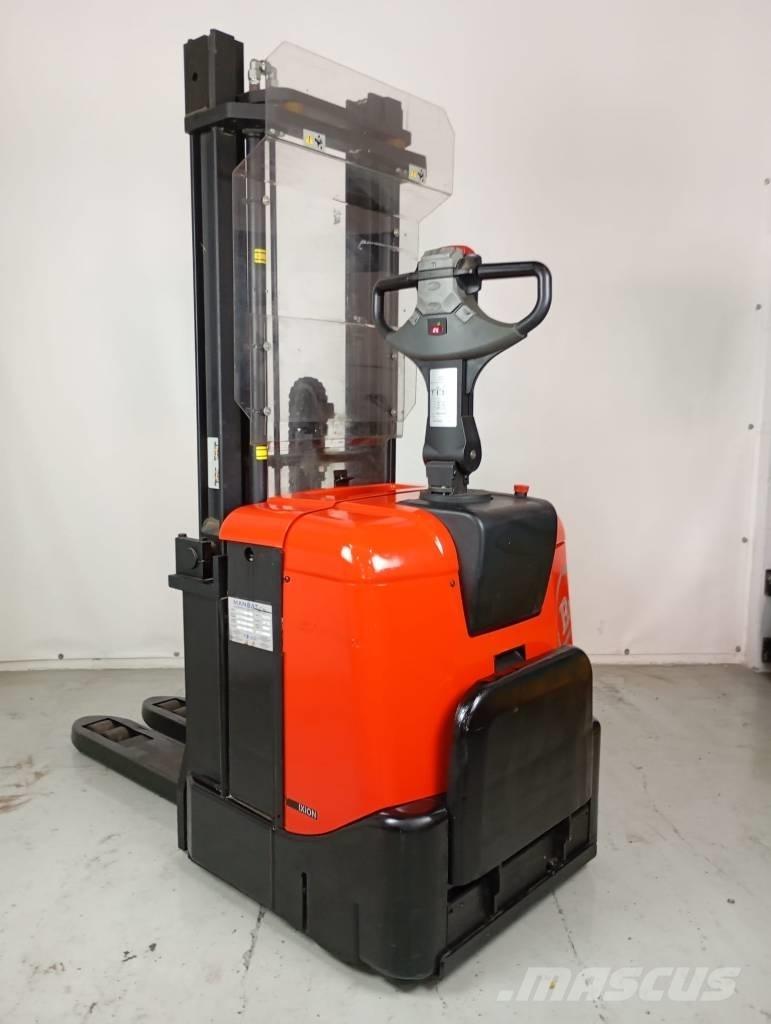 BT SPE 125 Gerbeurs Automoteurs