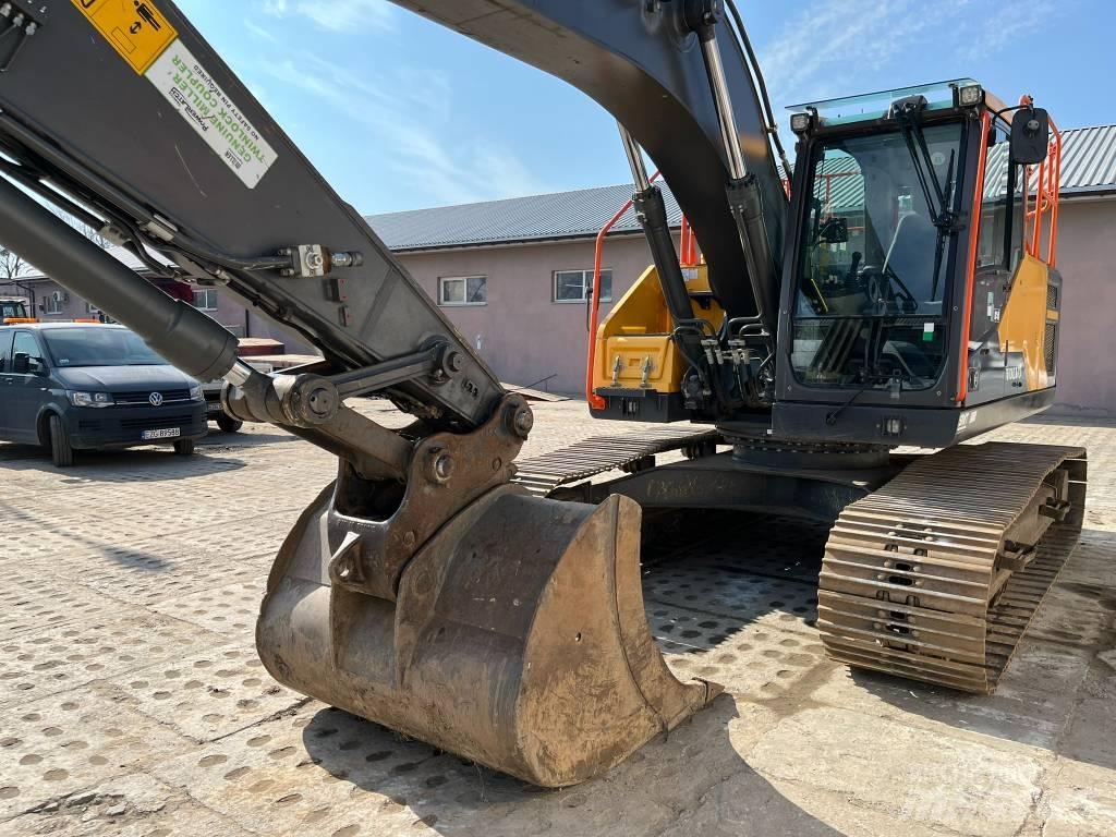 Volvo EC 220 E Pelle sur chenilles