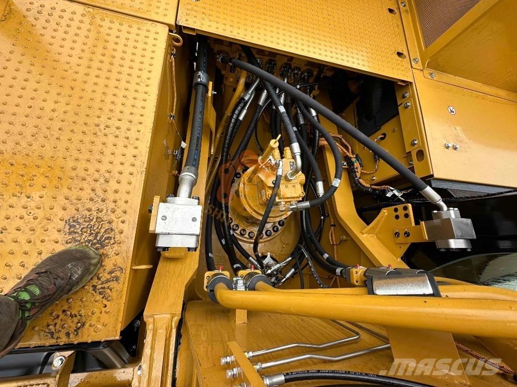 CAT 336 NEXT GEN Pelle sur chenilles