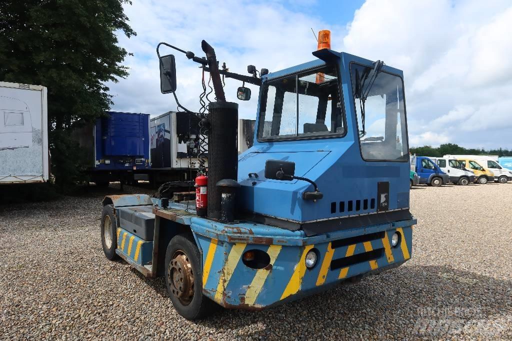 Sisu TR 181 Tracteur de manœuvre