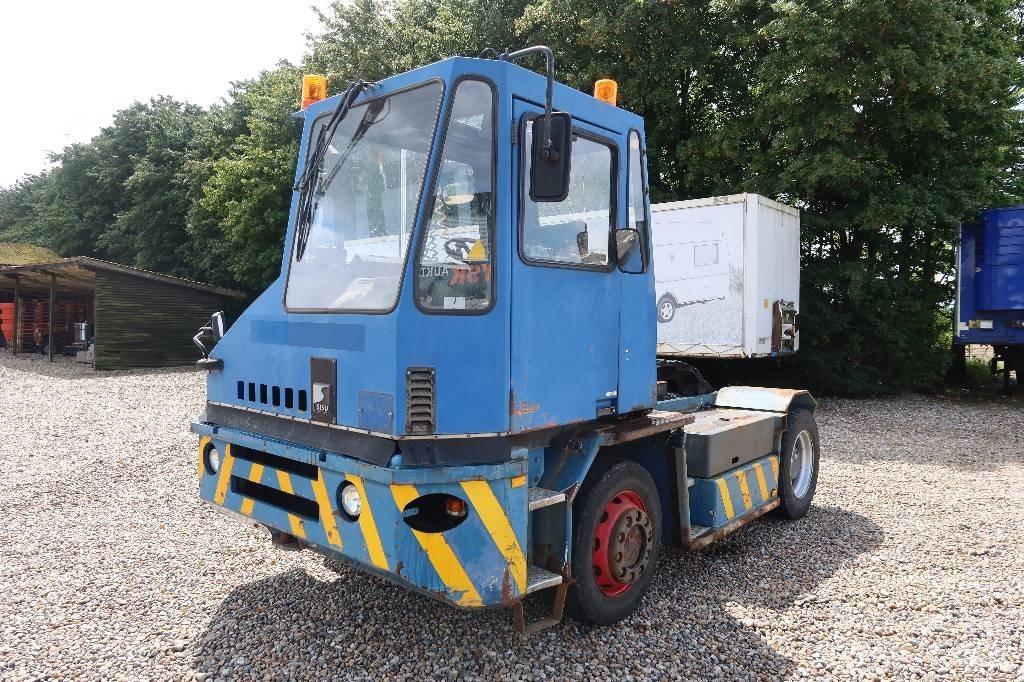 Sisu TR 181 Tracteur de manœuvre