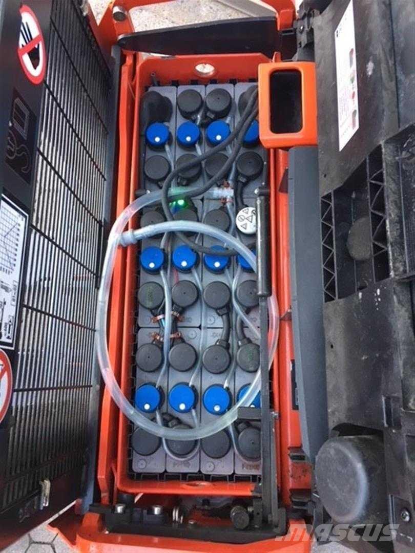 Linde D08 Préparateur de commande haute levée