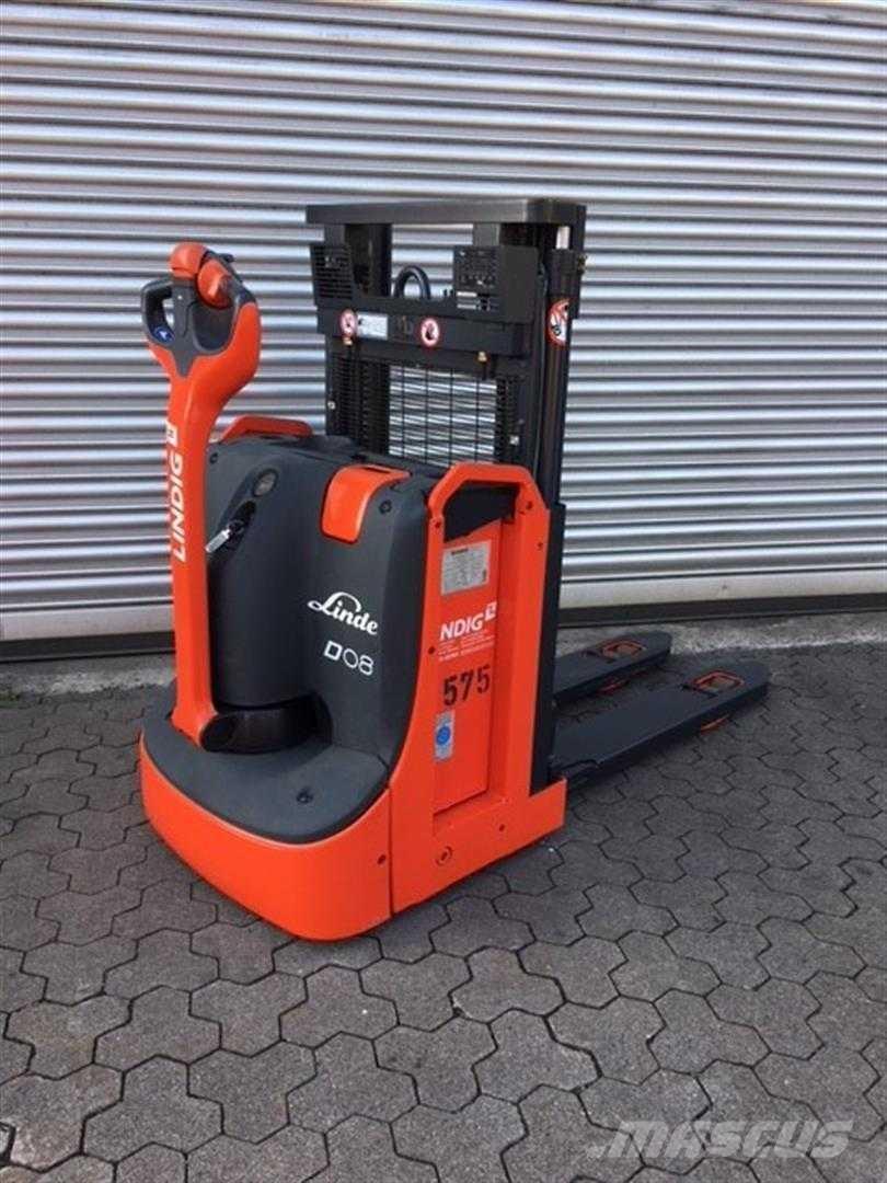 Linde D08 Préparateur de commande haute levée