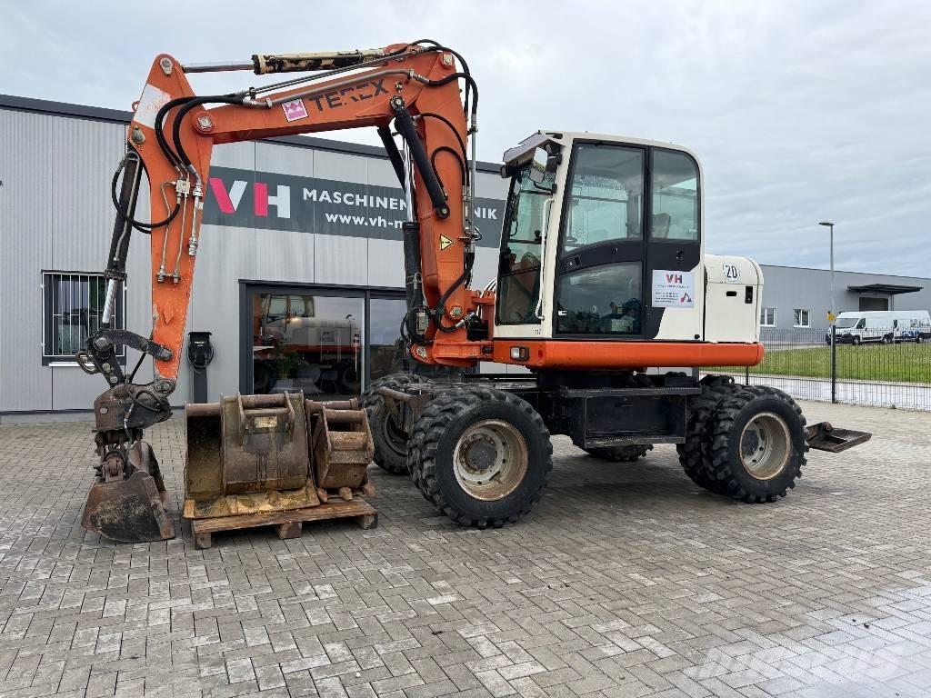 Terex TW 110 Pelle sur pneus
