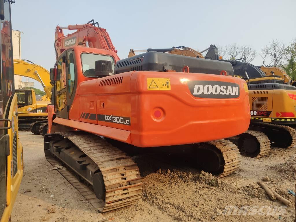 Doosan dx300 Pelle sur chenilles