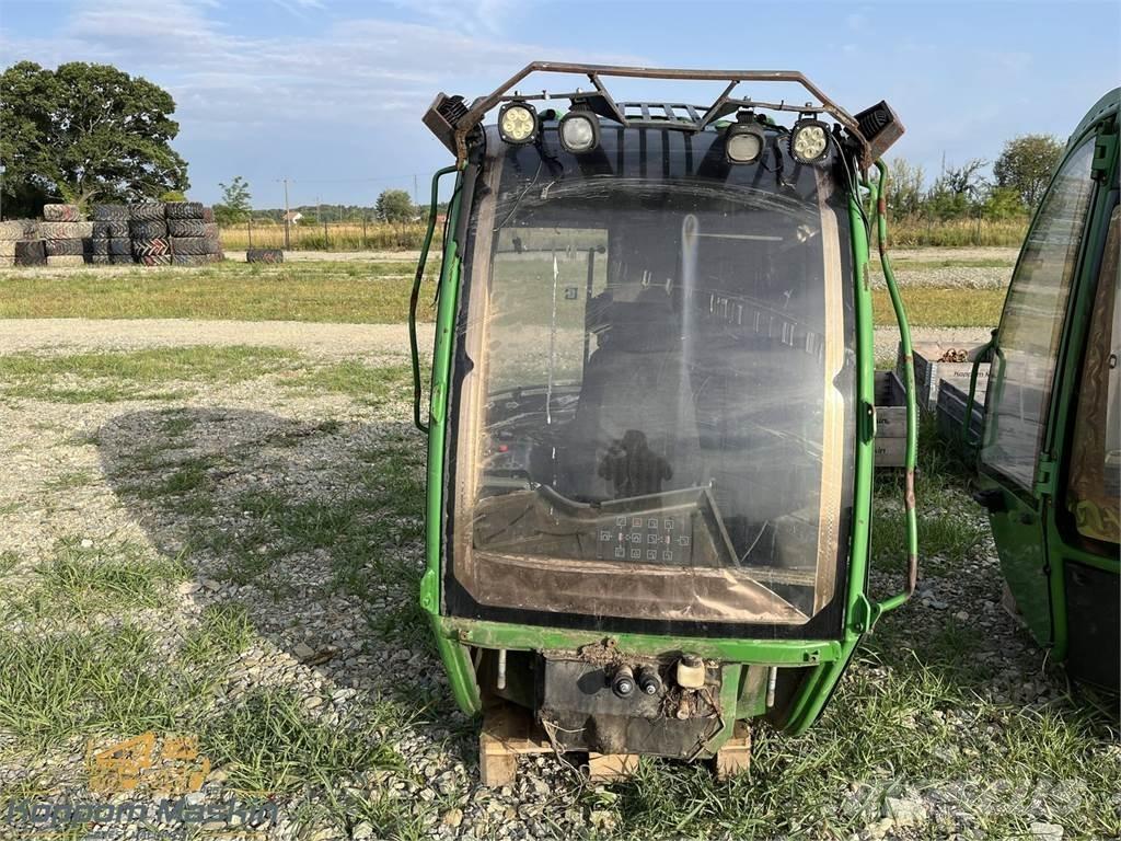 John Deere 1010E Cabine