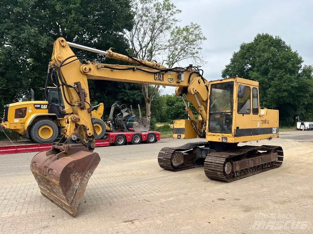 CAT 211B Pelle sur chenilles
