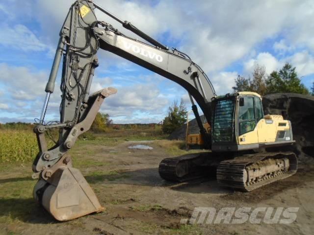 Volvo EC 220 DL Pelle sur chenilles
