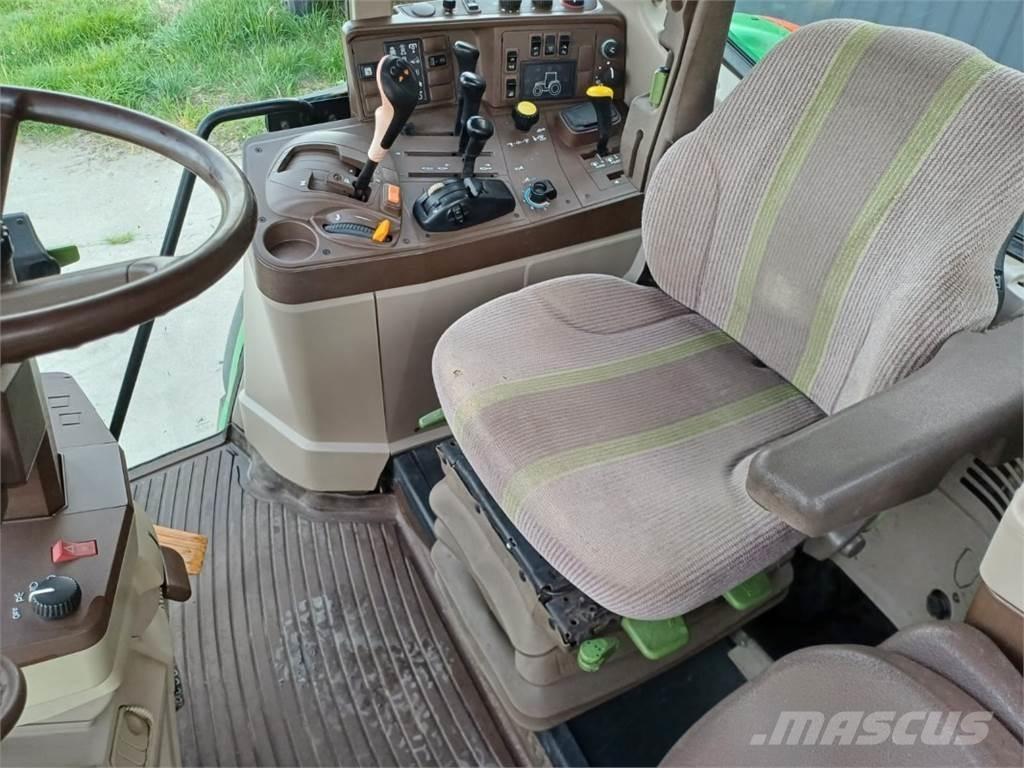 John Deere 6820 Tracteur