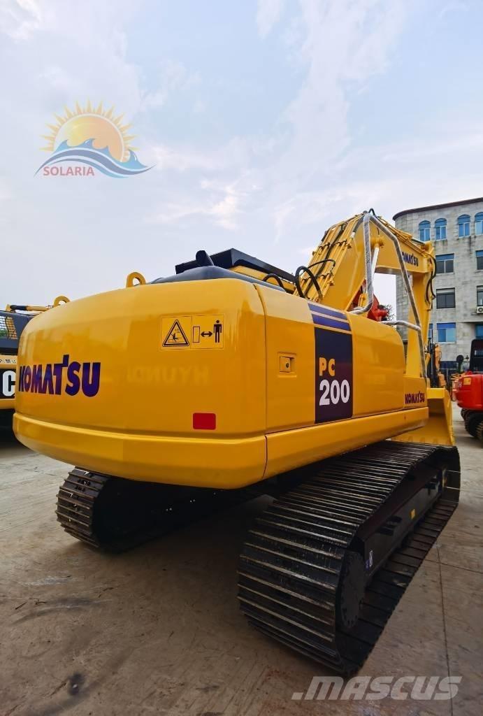 Komatsu PC 200-8 Pelle sur chenilles