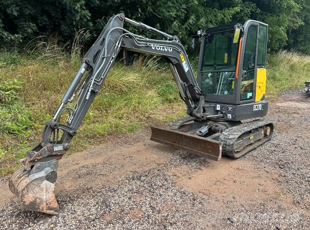 Volvo EC 27 D Mini pelle < 7t