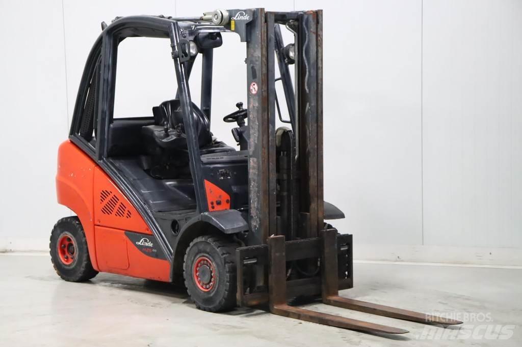 Linde H25D-02 Chariots diesel