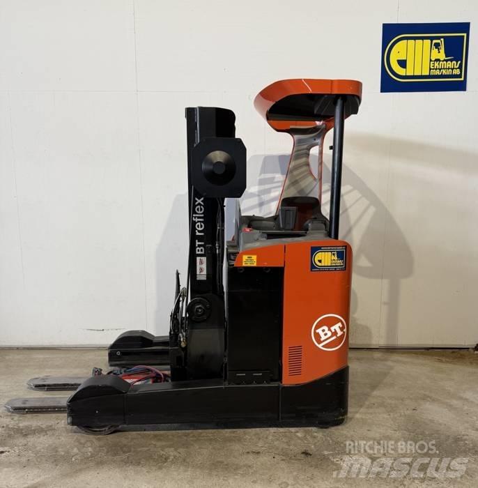 BT Truck RRE200 Chariot à mât rétractable